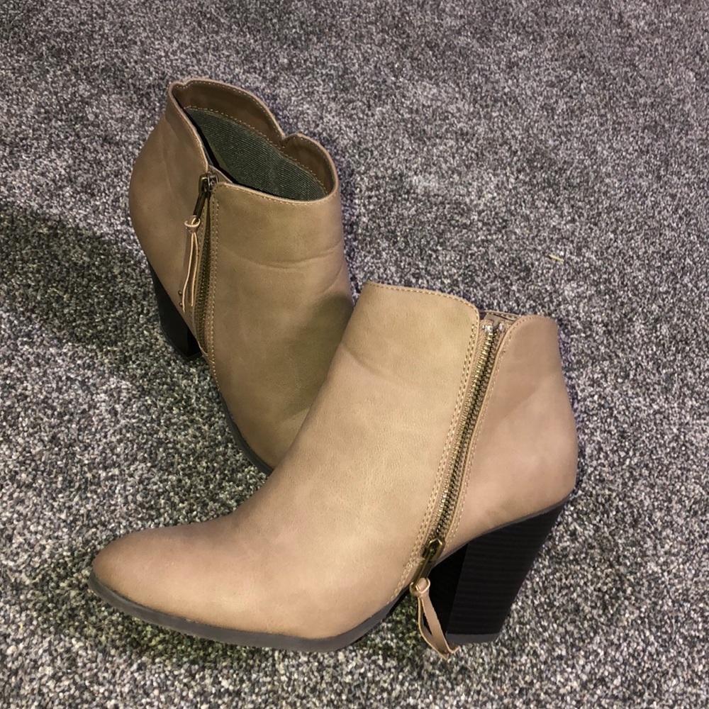 charlotte russe heeled boots